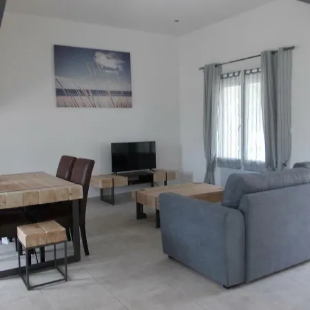 펜션 Mas Les Saules Le Cailar