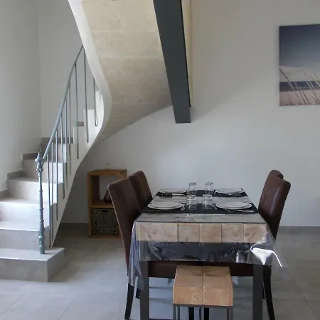 Mas Les Saules 펜션 Le Cailar