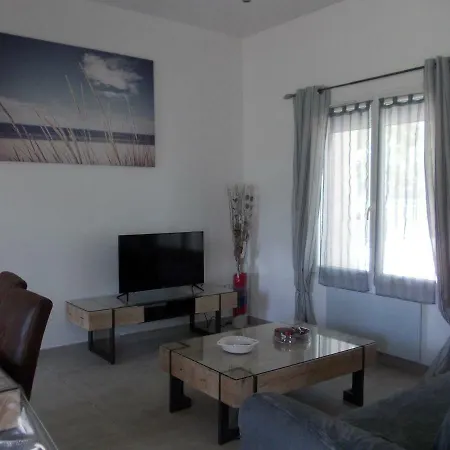 펜션 Mas Les Saules Le Cailar